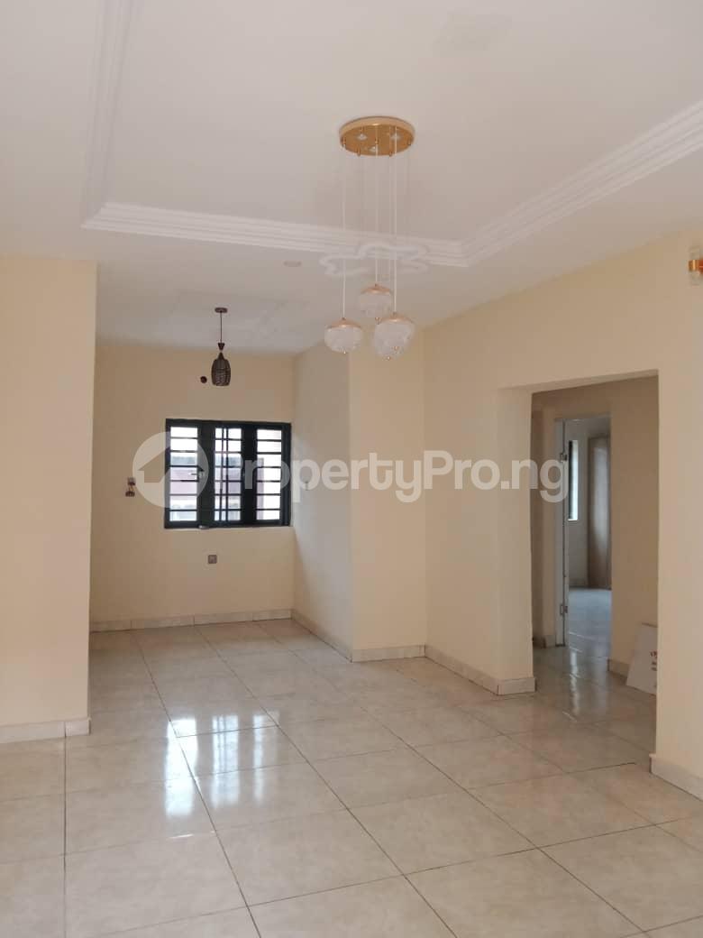 2 bedroom Flat / Apartment for rent Adekunle Kuye Adelabu Surulere Lagos