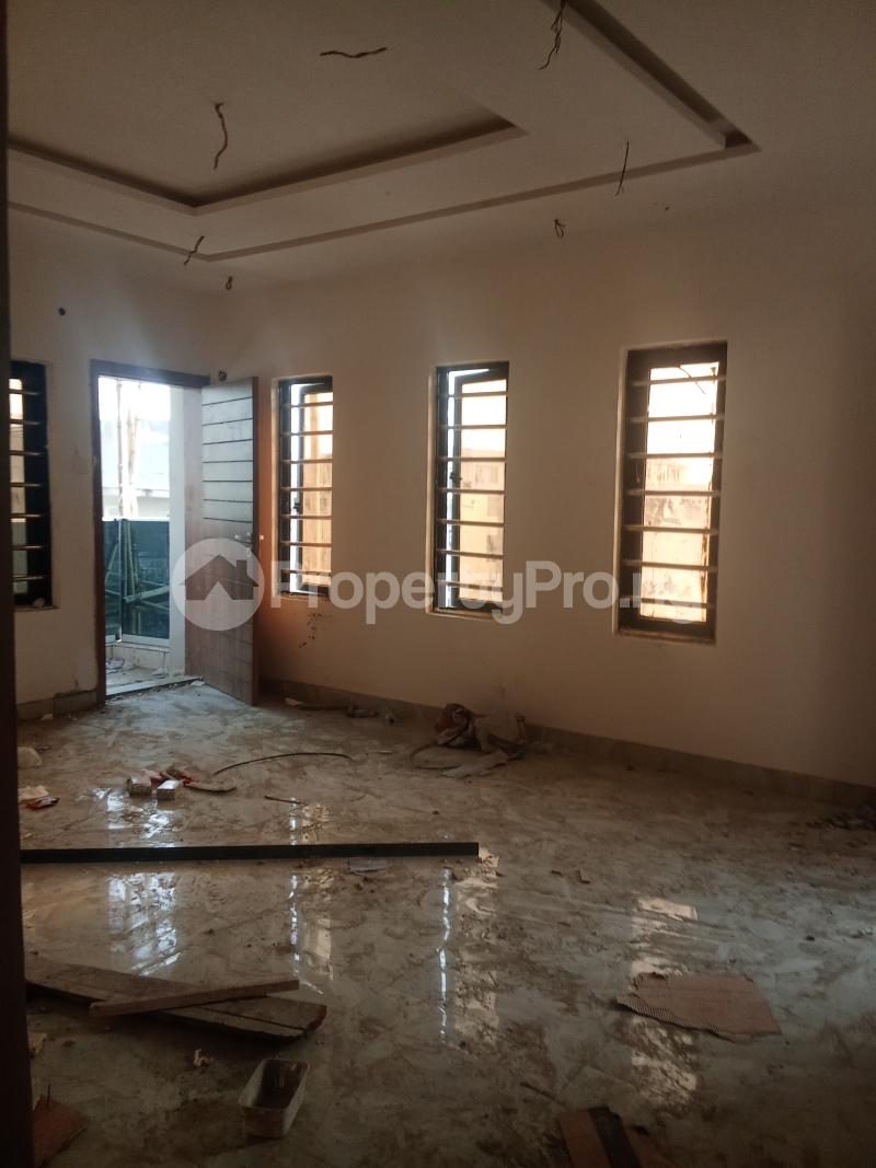 2 bedroom Flat / Apartment for rent  Western Avenue Surulere Lagos