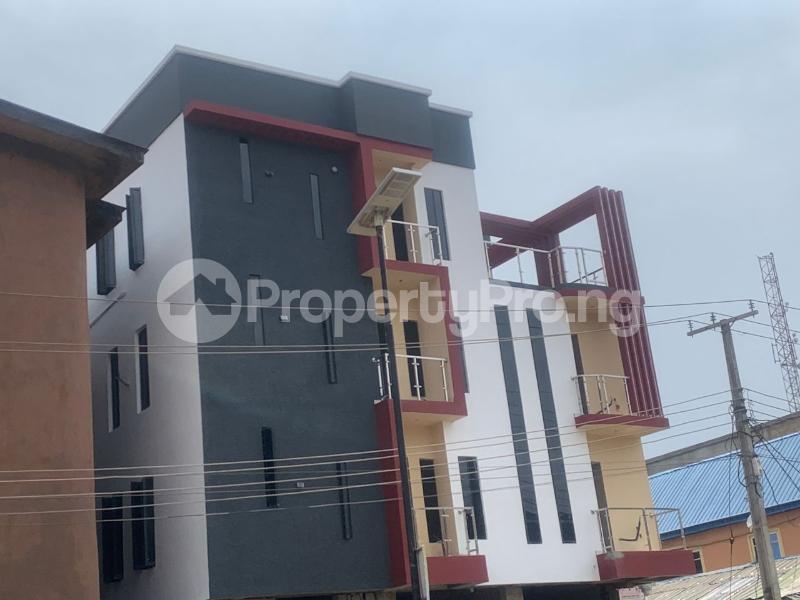 2 bedroom Flat / Apartment for sale Akoka Yaba Lagos