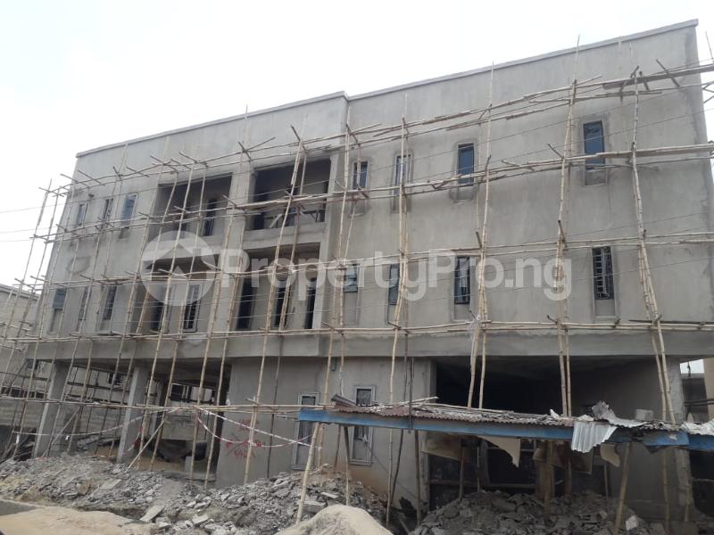 2 bedroom Flat / Apartment for sale Off Bodethomas Street Junction Surulere Lagos