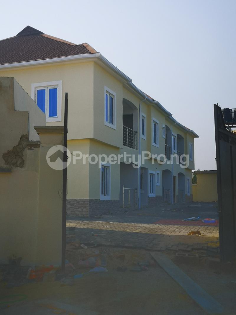 2 bedroom House for sale Araromi, Roi Estate Abraham adesanya estate Ajah Lagos