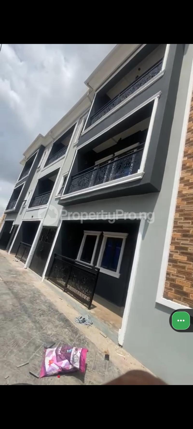 2 bedroom Flat / Apartment for rent Nice Street Yaba Lagos