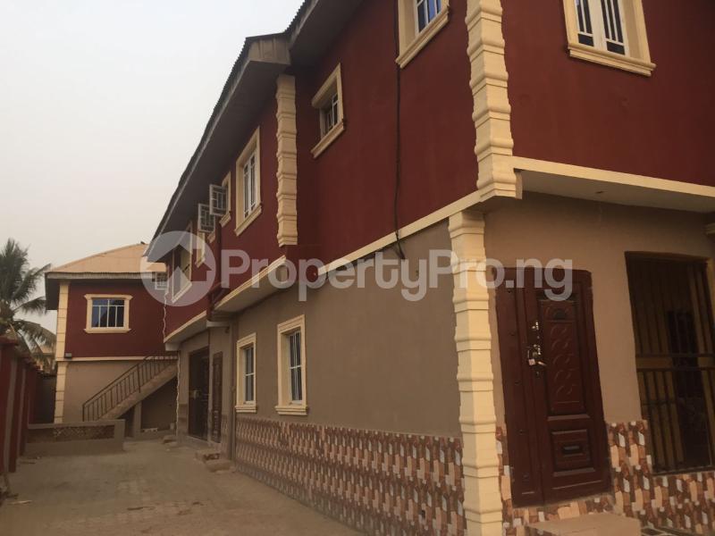 3 bedroom Flat / Apartment for rent Ilupeju Estate Along Liberty Academy Akala Express Ibadan Oyo