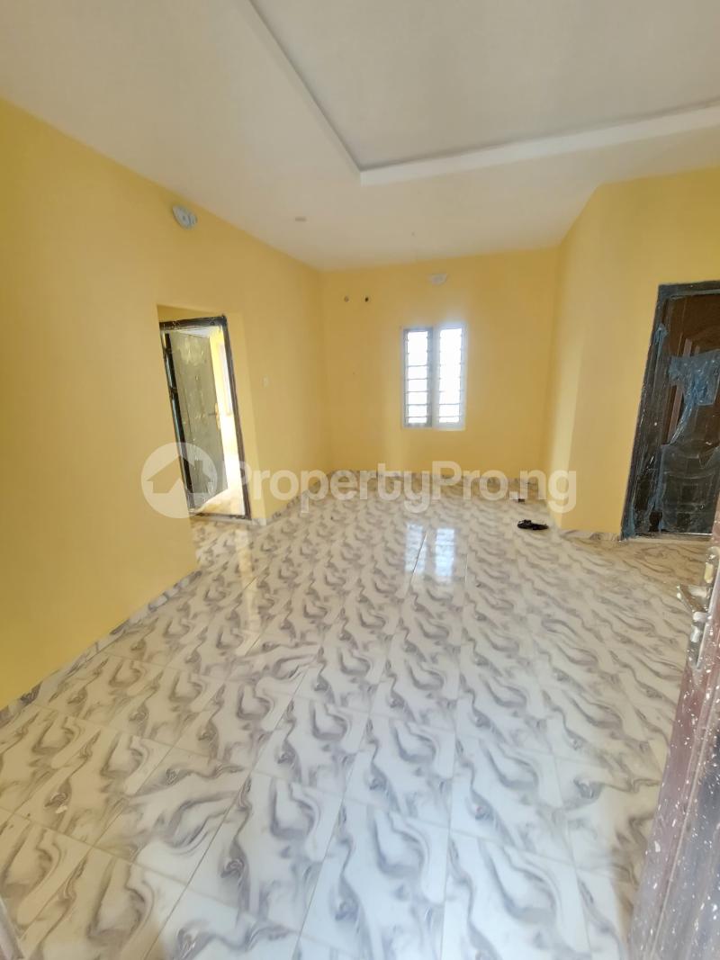 2 bedroom Flat / Apartment for rent Marshyhill Estate Ajah Lagos
