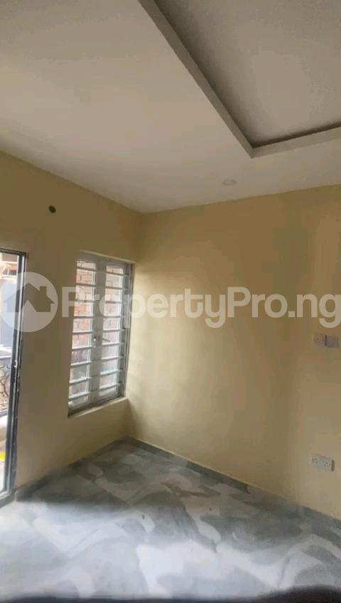 2 bedroom Flat / Apartment for rent Alagomeji Yaba Lagos