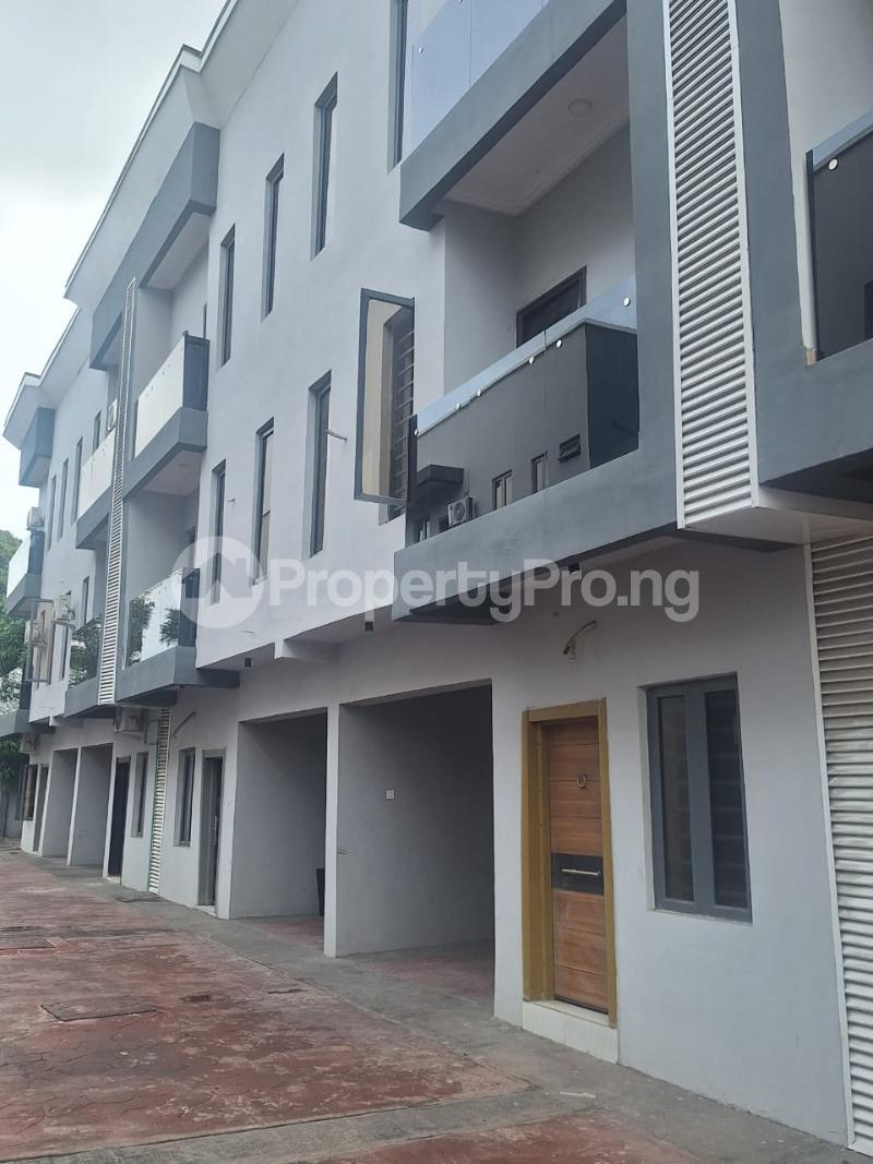 3 bedroom House for sale Shonibare Estate Maryland Lagos