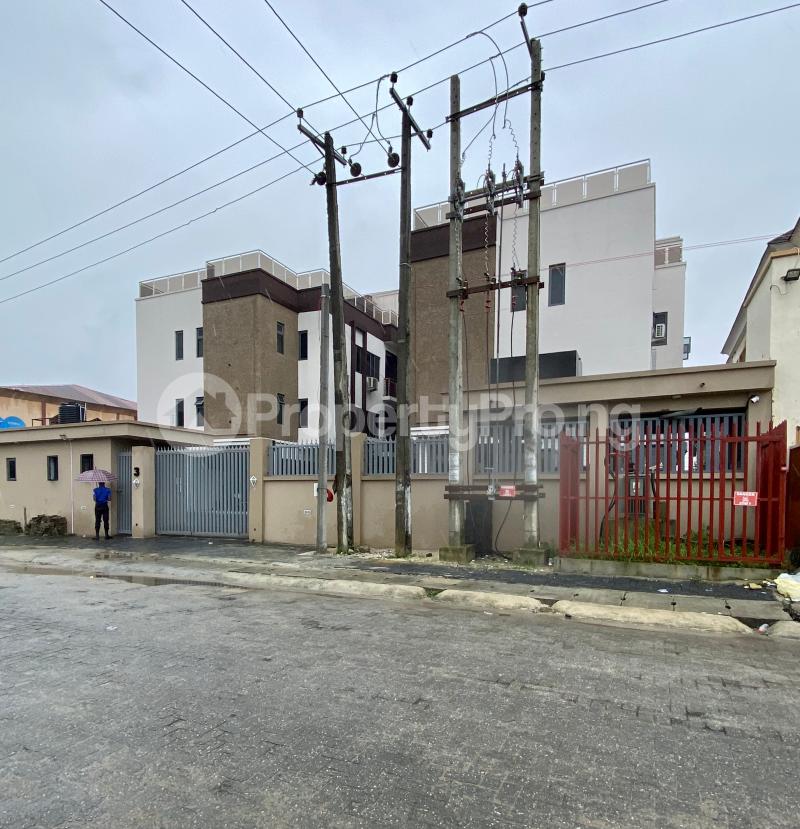 3 bedroom Flat / Apartment for rent Lekki Phase 1 Lekki Lagos