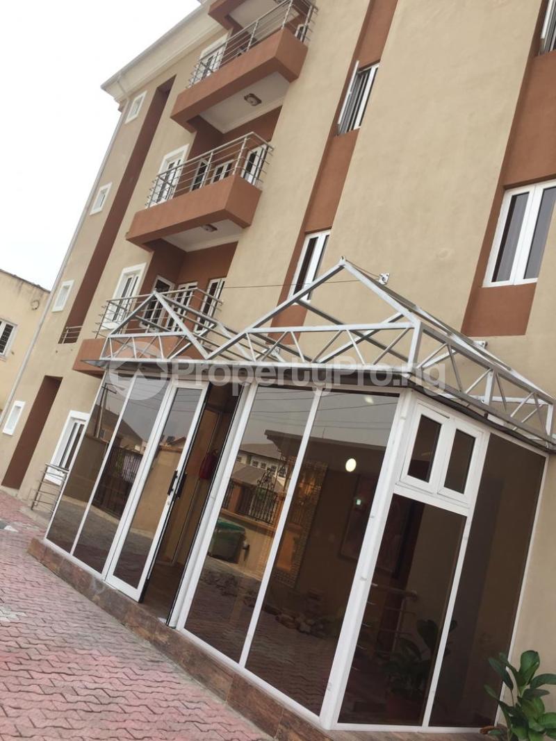 3 bedroom Flat / Apartment for rent Off Admiralty Way Lekki Phase 1 Lekki Lagos