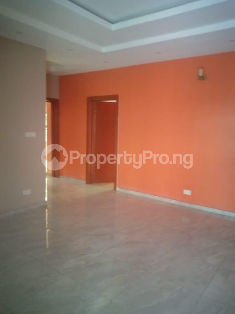 3 bedroom Flat / Apartment for rent In A Gated & Serene Estate In Yaba, Lagos. Yaba Lagos