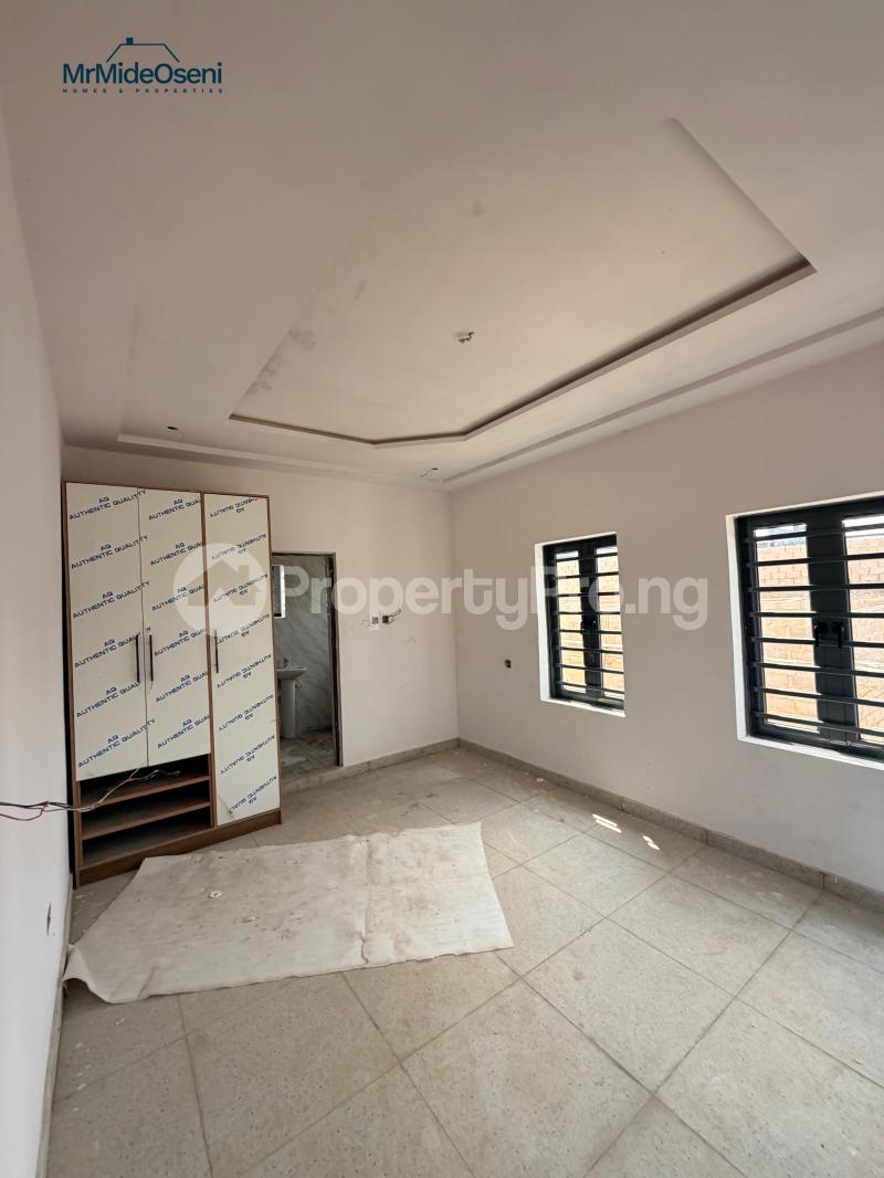 3 bedroom Flat / Apartment for sale Kolapo Ishola Gra Akobo Ibadan Oyo