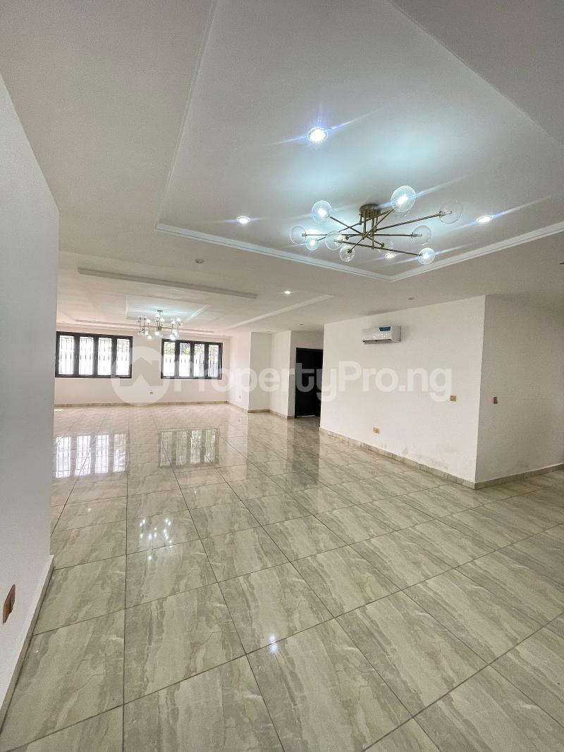 3 bedroom Commercial Property for rent Ikoyi S.W Ikoyi Lagos