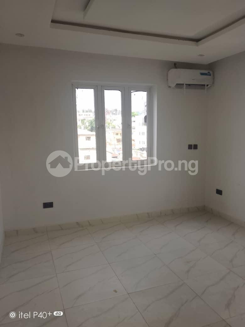 3 bedroom Flat / Apartment for sale Estate At Oregun Alausa Ikeja Lagos