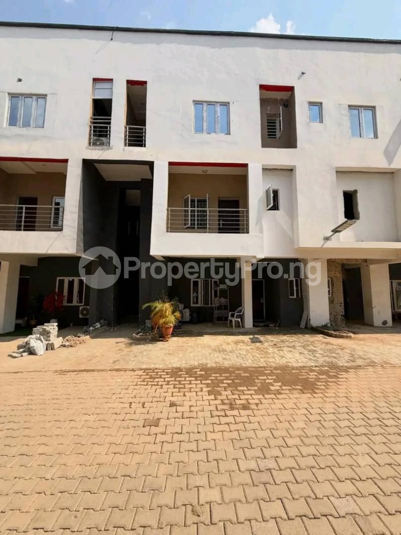3 bedroom Flat / Apartment for rent Katampe Main Abuja