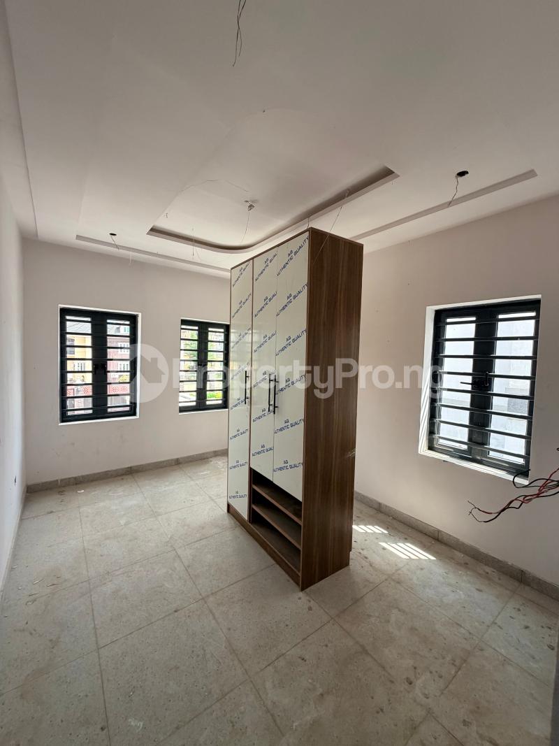 3 bedroom Flat / Apartment for sale Kolapo Ishola Gra Akobo Ibadan Oyo