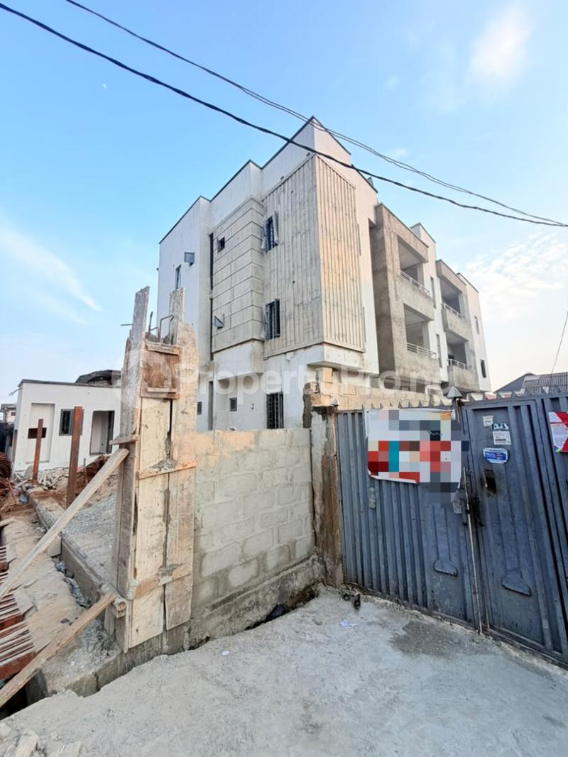 3 bedroom Flat / Apartment for sale Gbagada Lagos