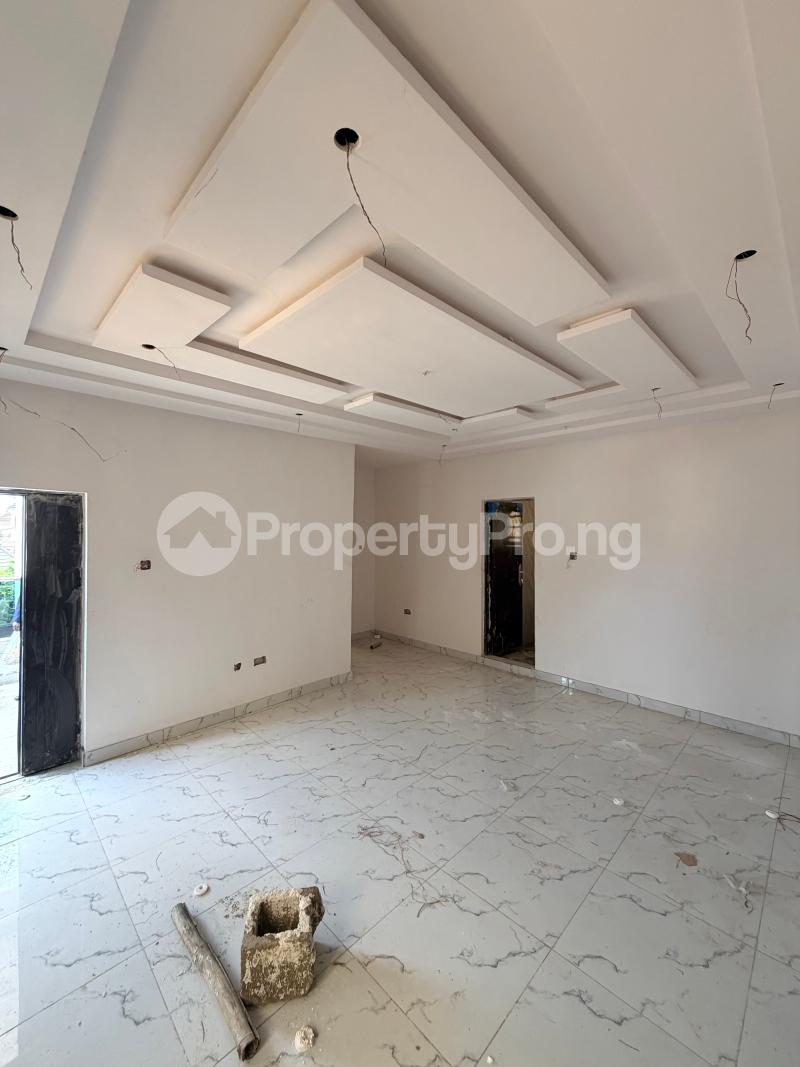 3 bedroom Flat / Apartment for sale Kolapo Ishola Gra Akobo Ibadan Oyo