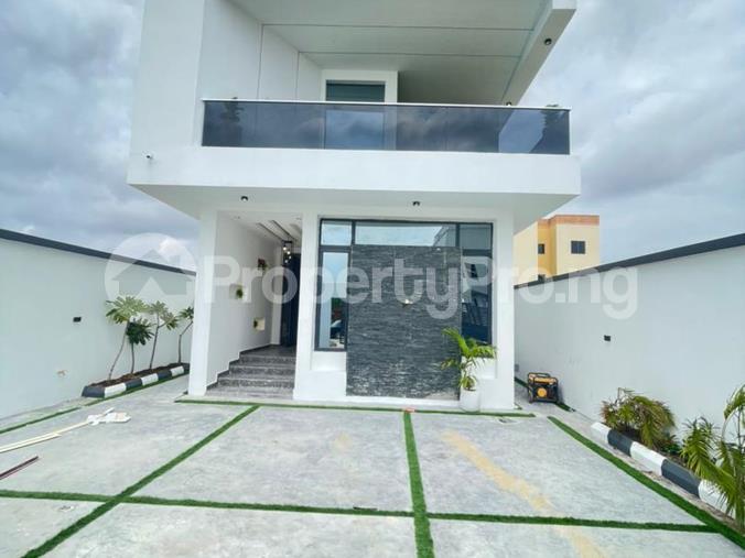 3 bedroom House for rent Along Orchid Road Van Daniels Estate Lekki Phase 2 Lekki Phase 2 Lekki Lagos
