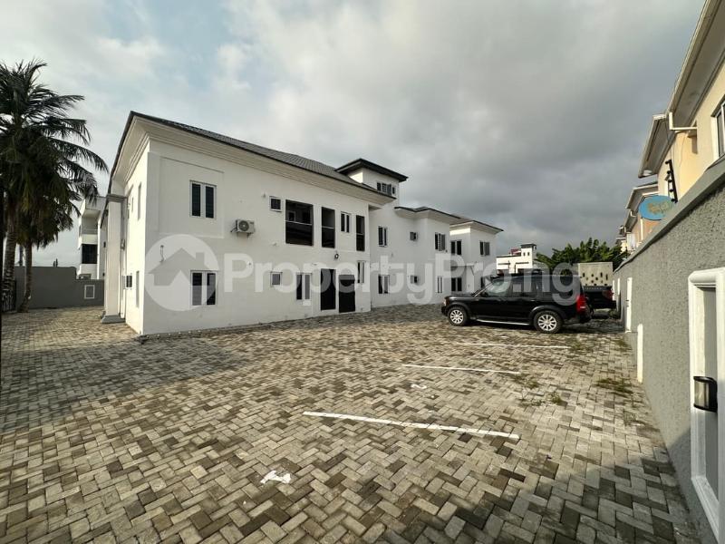 2 bedroom Flat / Apartment for sale New Road Lekki Lagos