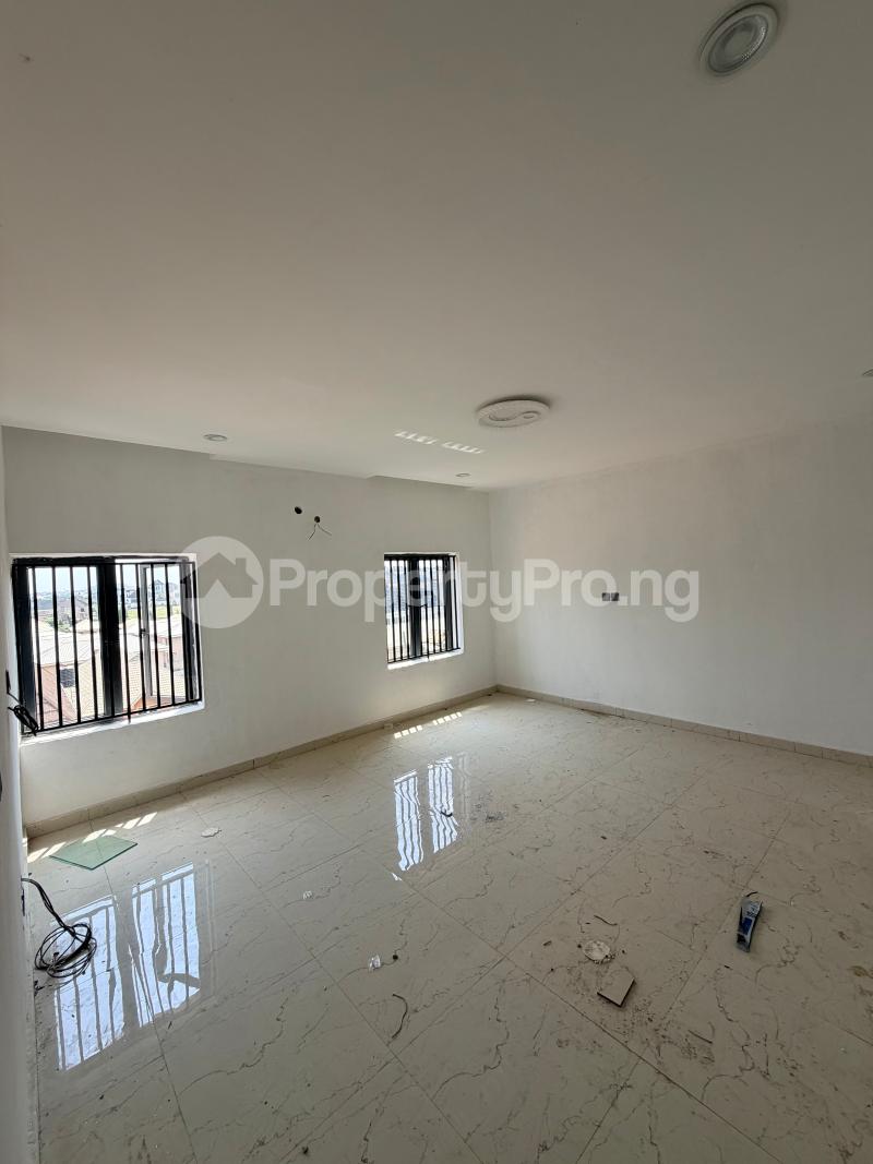 3 bedroom Flat / Apartment for sale Kolapo Ishola Gra Akobo Ibadan Oyo