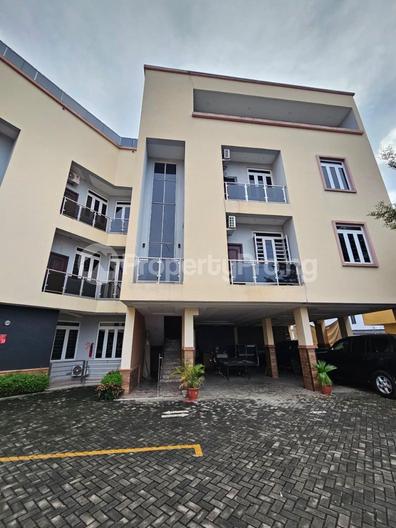 3 bedroom Flat / Apartment for sale Adeniyi Jones Ikeja Lagos