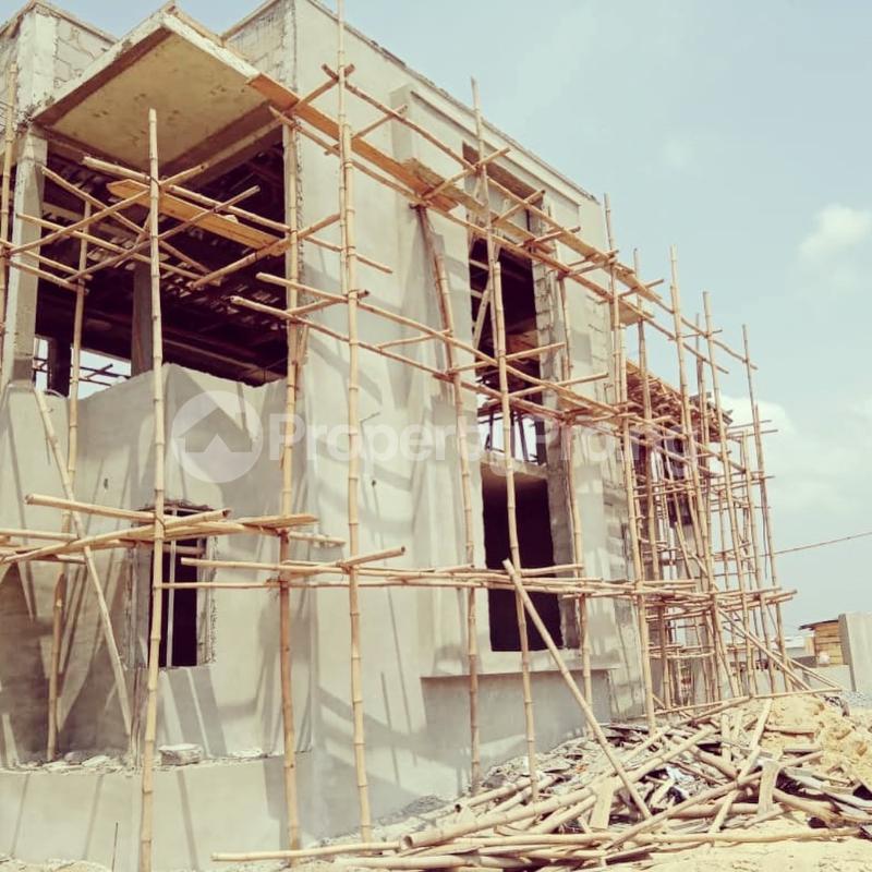 3 bedroom House for sale Opposite Novare Mall Monastery road Sangotedo Lagos