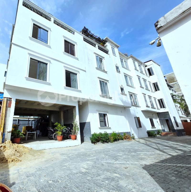 3 bedroom Flat / Apartment for sale Banana Island Ikoyi Lagos