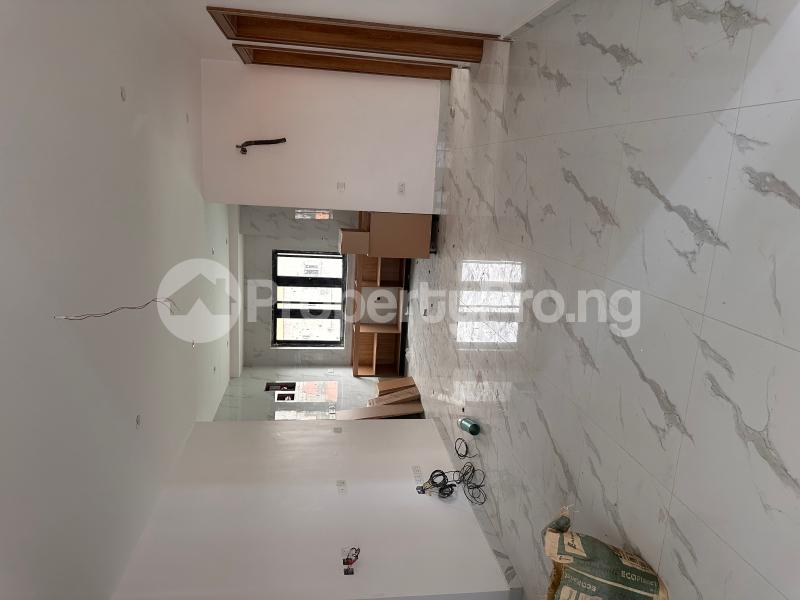 3 bedroom Flat / Apartment for rent Queens Street Alagomeji Yaba Lagos
