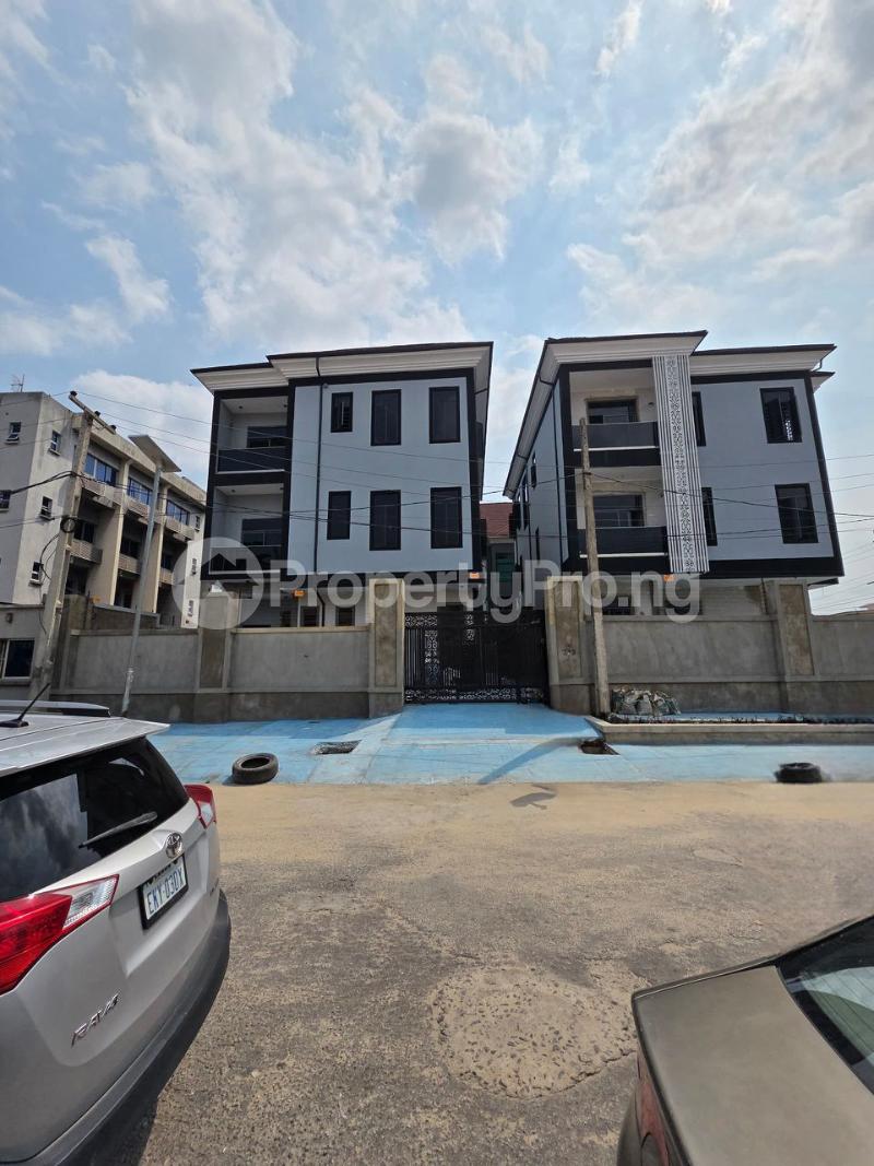 3 bedroom Flat / Apartment for sale Opebi Ikeja Lagos
