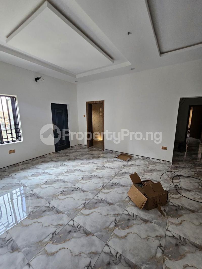 3 bedroom House for sale Surulere Lagos