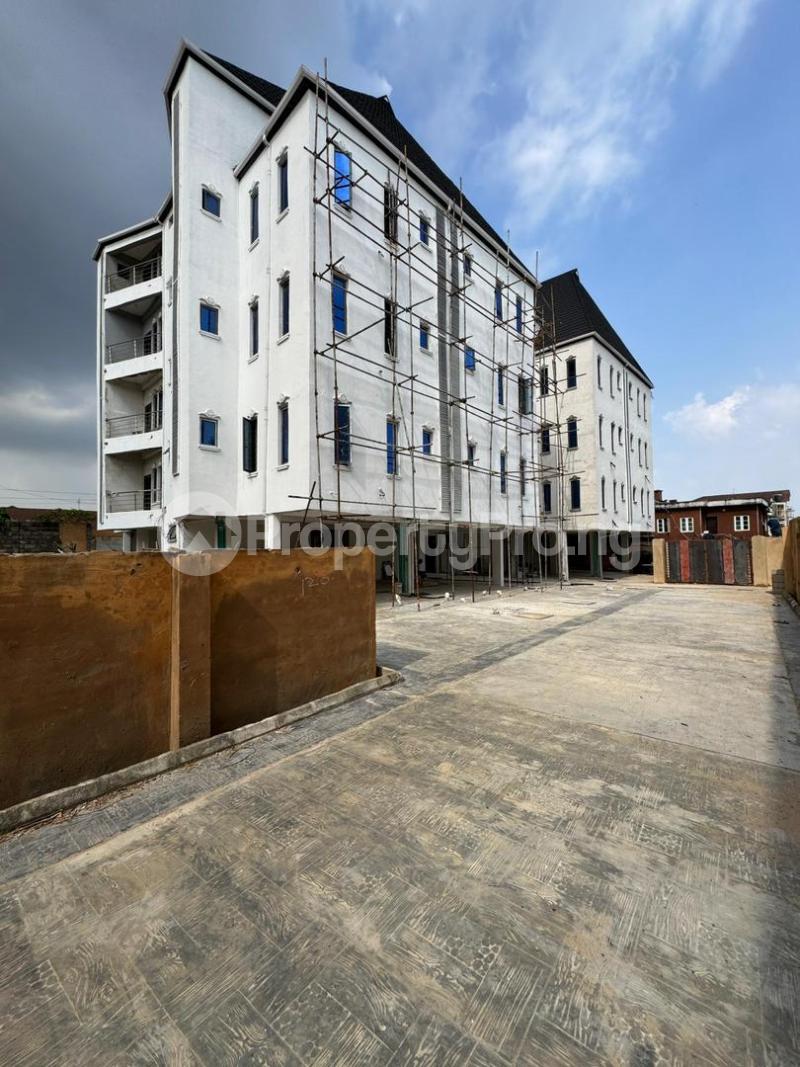 3 bedroom Flat / Apartment for sale Yaba Lagos