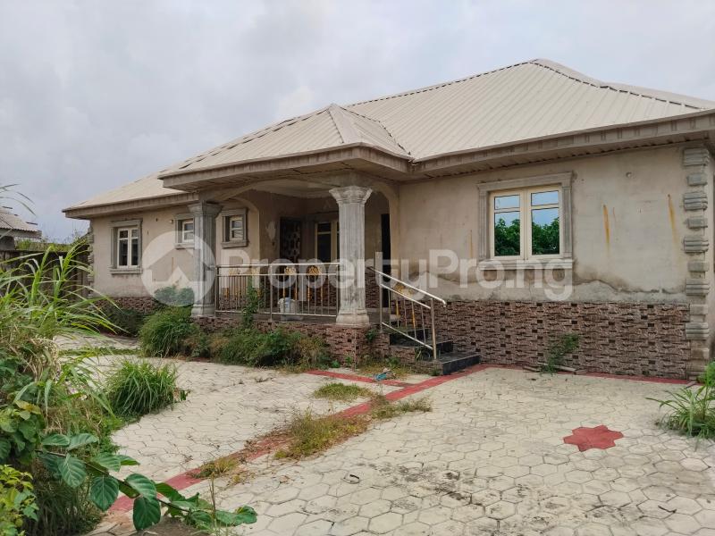 3 bedroom House for sale Mowowole, Igbogbo Ikorodu Lagos