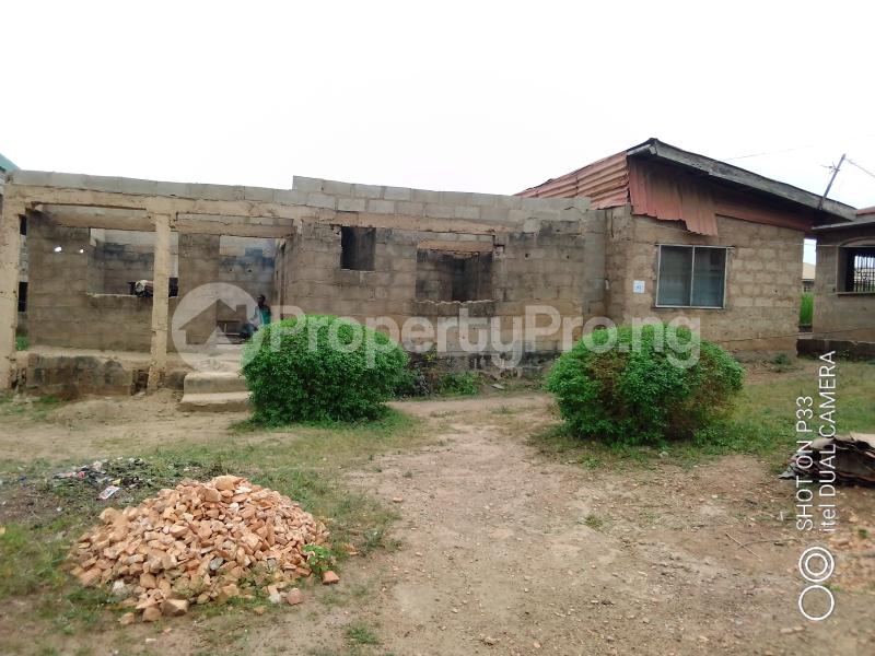 3 bedroom House for sale 113 Ifesowapo Off Ayegun Oleyo Road, Odo Ona Elewe Akala Express Ibadan Oyo