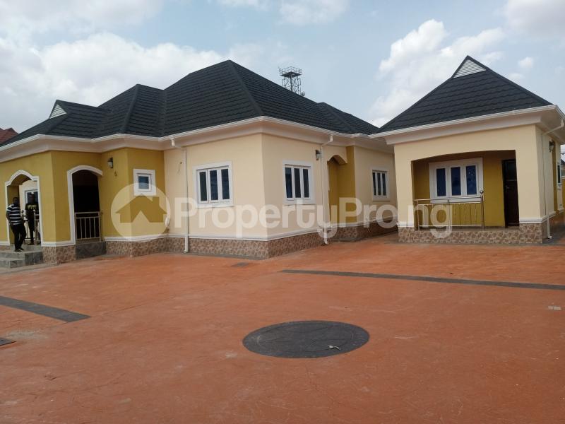3 bedroom House for rent Located Along Trademore Estate Lugbe Abuja