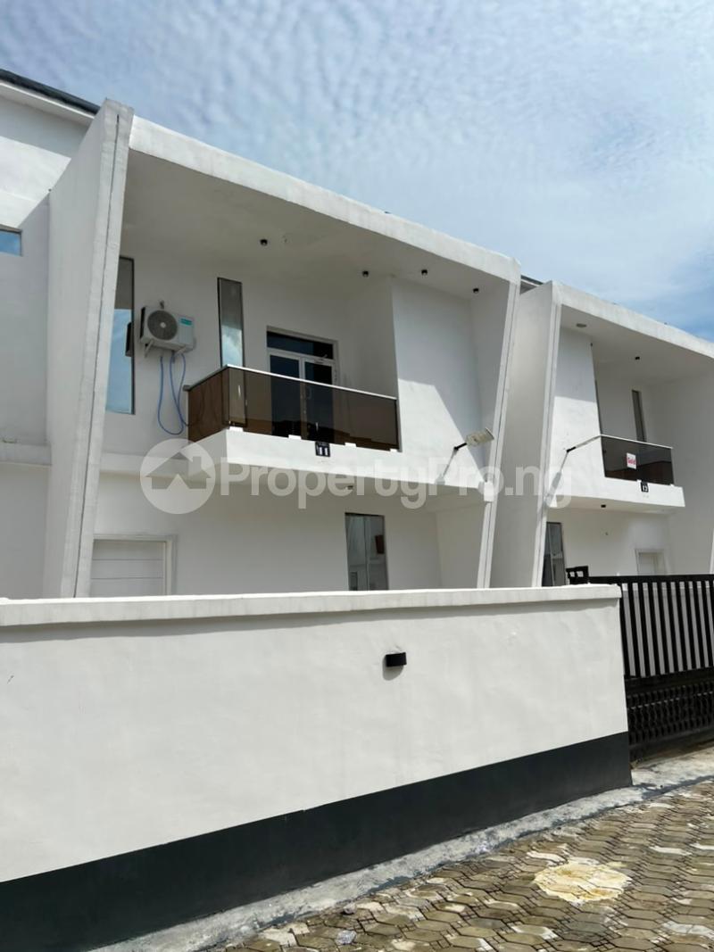 3 bedroom House for rent Mega Chicken Ikota Lekki Lagos