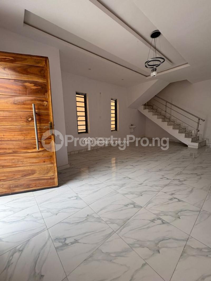 3 bedroom House for rent Abraham adesanya estate Ajah Lagos