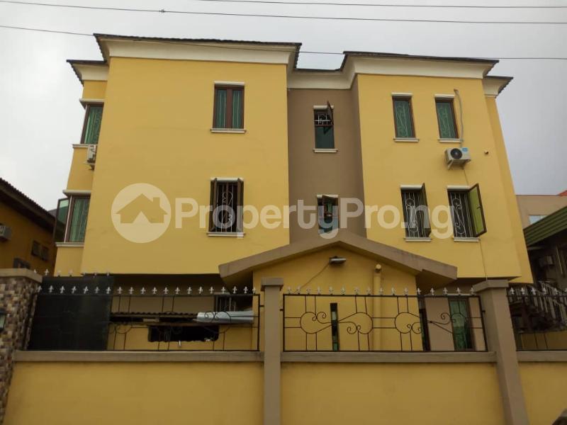 3 bedroom Flat / Apartment for rent   Fola Agoro Yaba Lagos