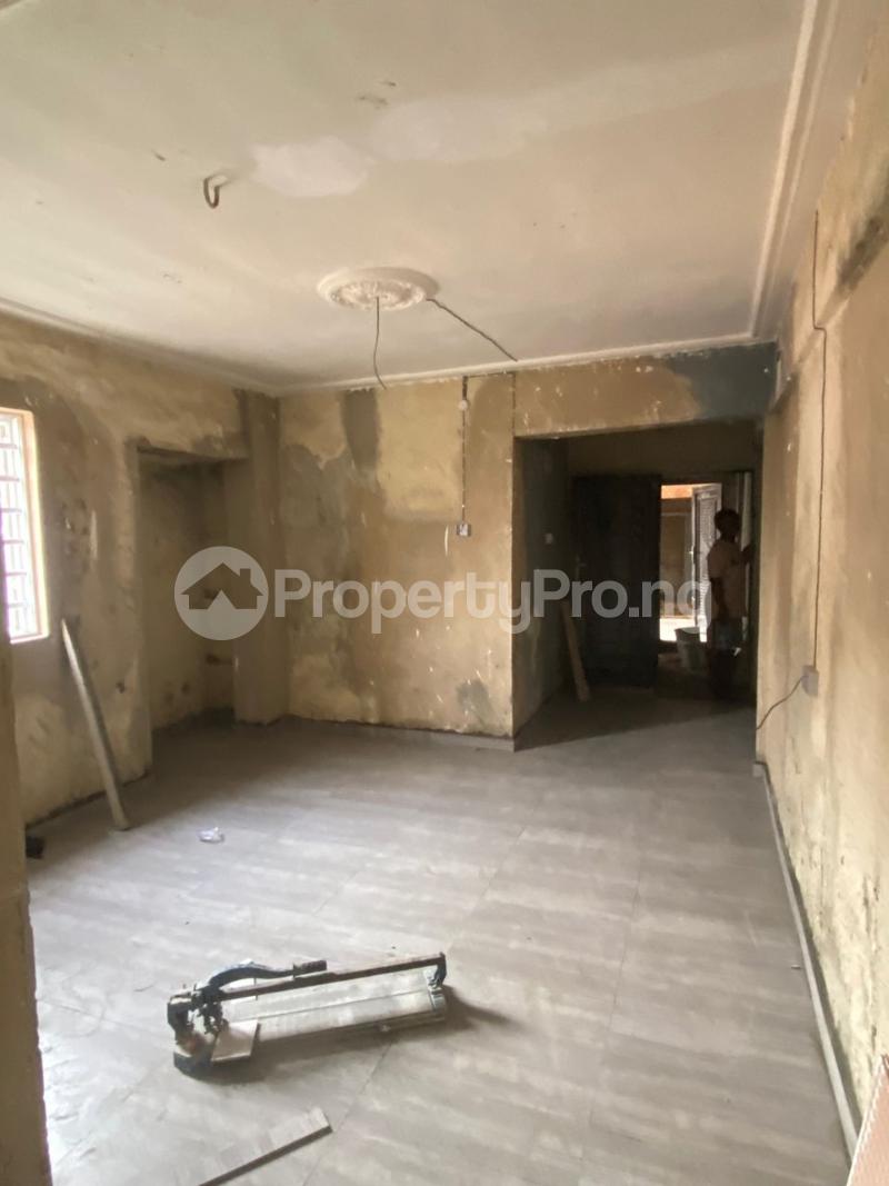 3 bedroom Flat / Apartment for rent Ebute Metta Adekunle Yaba Lagos
