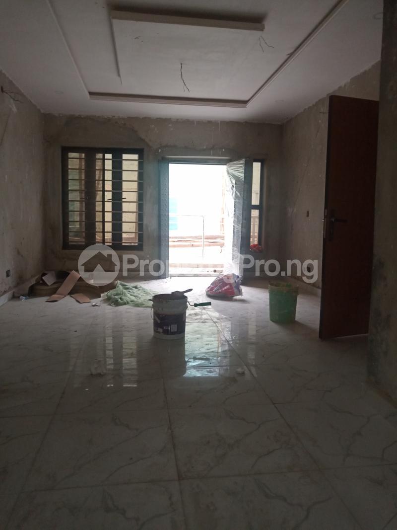 3 bedroom Flat / Apartment for rent Ebute Metta Adekunle Yaba Lagos