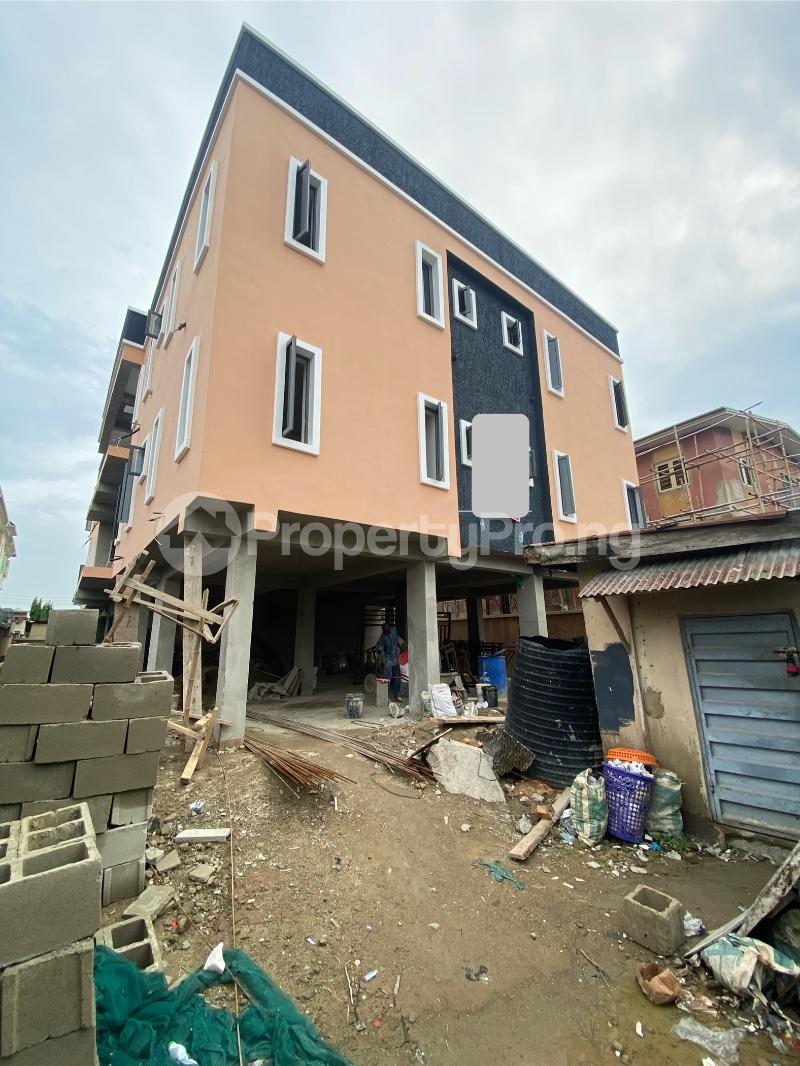 3 bedroom House for sale Adjacent Deeper Life Church Soluyi Gbagada Lagos - 0