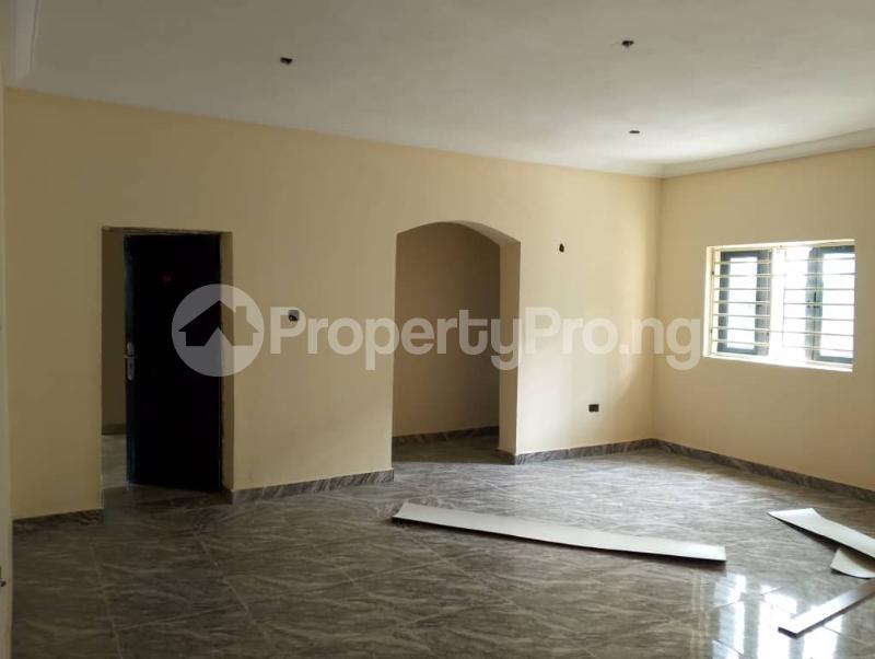 3 bedroom Flat / Apartment for rent Idu Abuja