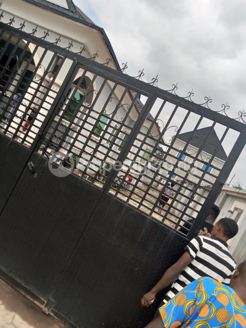3 bedroom Flat / Apartment for rent Ireakari Estate Akala Express Ibadan Oyo