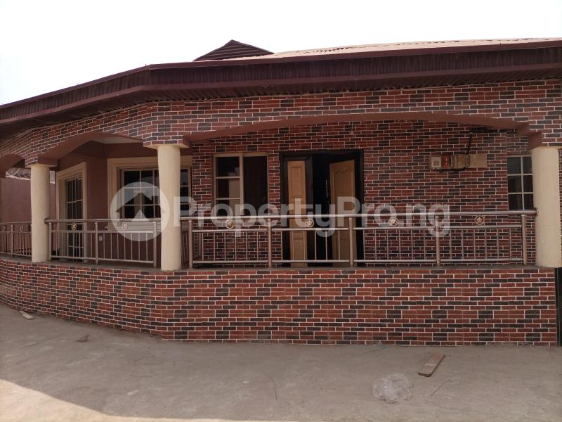3 Bedroom House in Alakia Ibadan Oyo House for rent in ibadan House
