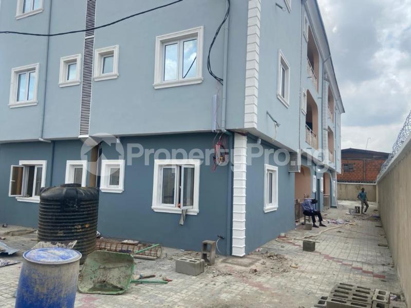 3 bedroom Flat / Apartment for rent Bariga Shomolu Lagos