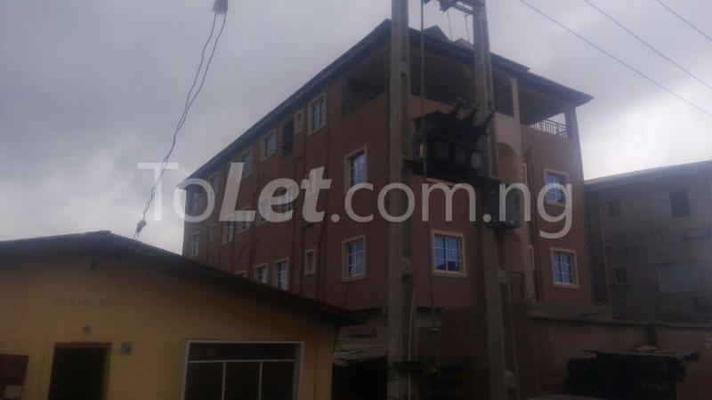 3 bedroom Flat / Apartment for rent Bariga Lagos