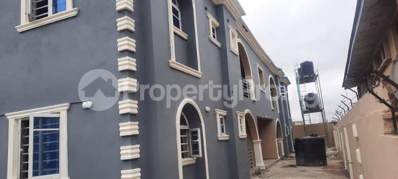 3 bedroom Flat / Apartment for rent Bello Felele Challenge Ibadan Oyo