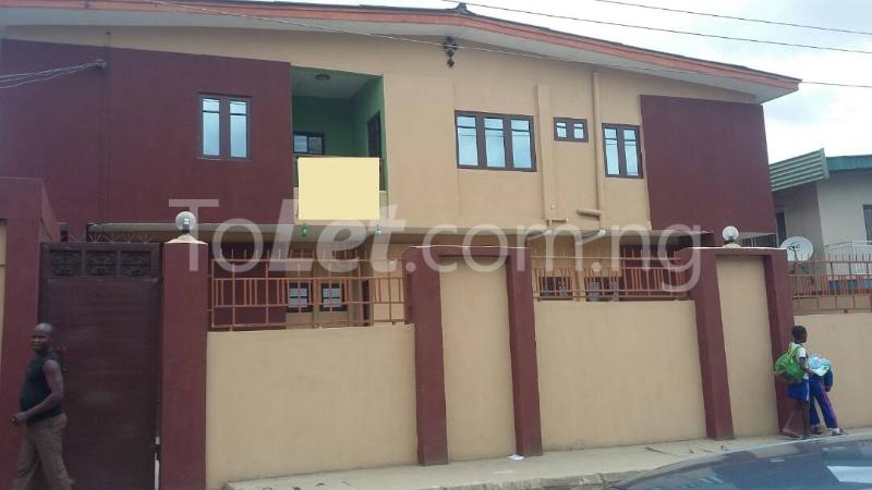3 bedroom Flat / Apartment for rent 3, Yetunde Brown Street Ifako-gbagada Gbagada Lagos