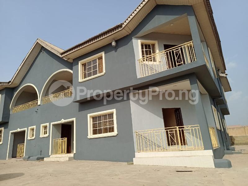 3 bedroom Flat / Apartment for rent G.r.a Gbokoniyi, Abeokuta Ogun