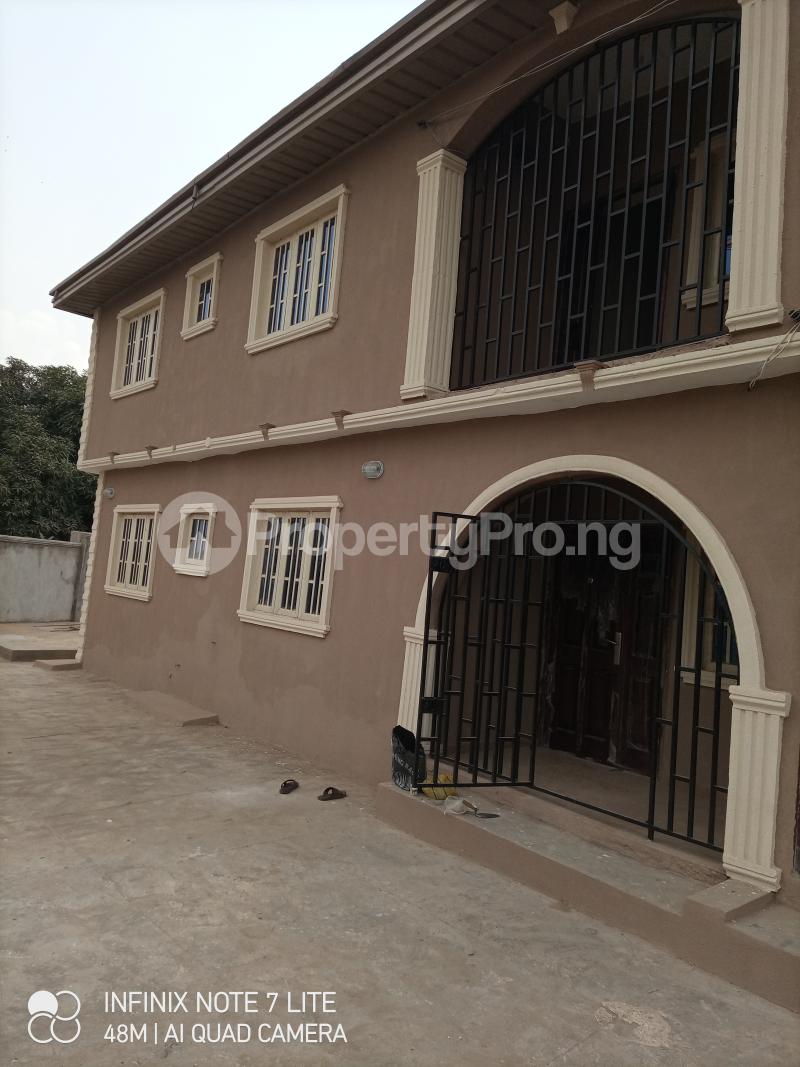 3 bedroom Flat / Apartment for rent   Akobo Ibadan Oyo