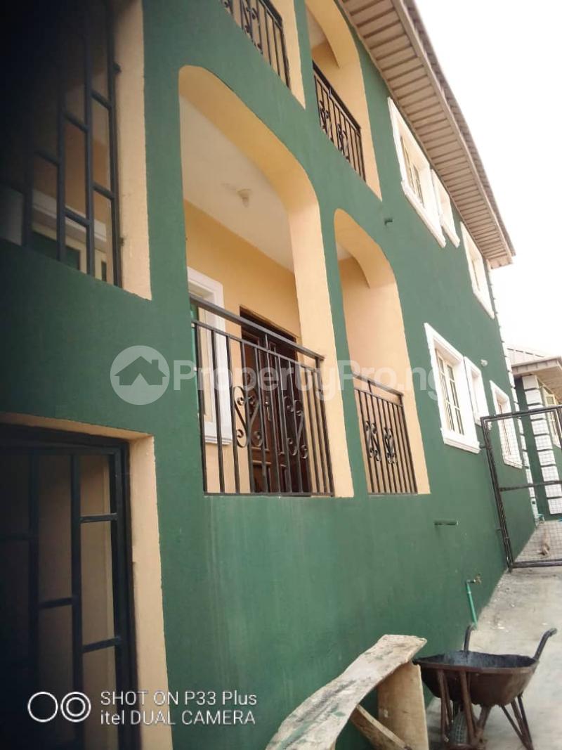 3 bedroom Flat / Apartment for rent Dove Filling Station Akala Express Ibadan Oyo