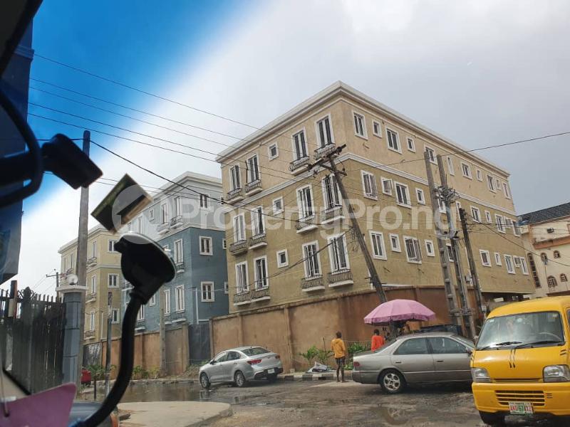 3 bedroom Flat / Apartment for sale Carter Street Ebute Metta Yaba Lagos
